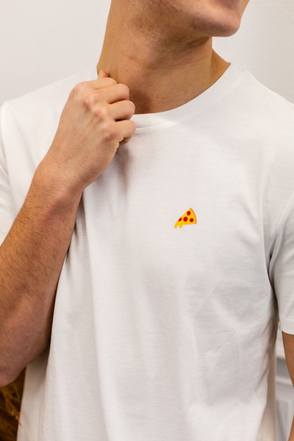 STROM - Off White Shirt - Pizza